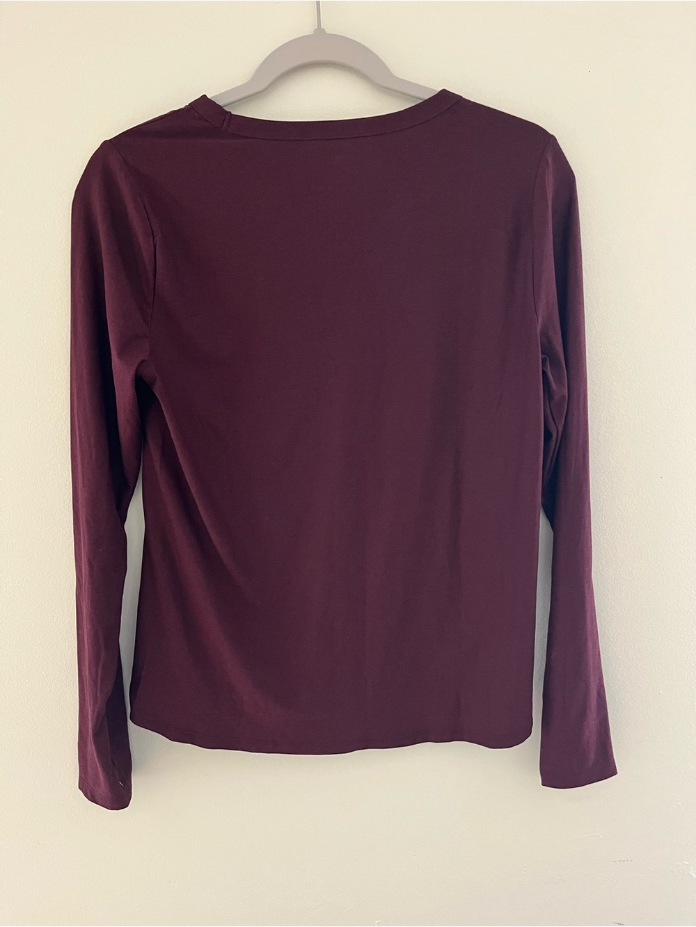Old Navy Active Shirts - Picture 3 of 6